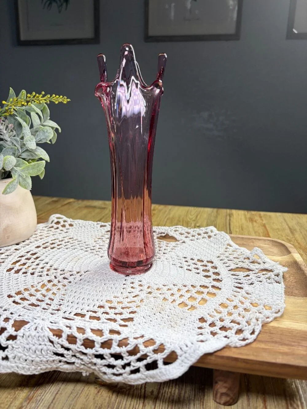 Vintage Fenton Pink Swung Bud Vase 8